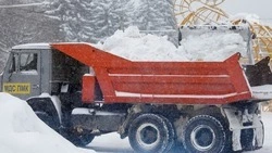 Дороги Предгорного округа очищают после снегопада