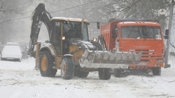 Дороги в Предгорном округе завалило снегом