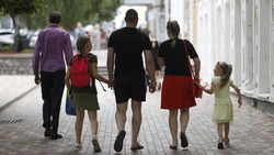 Денежную компенсацию получили более 73 тысяч школьников из многодетных семей на Ставрополье
