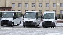 Глава Ставрополья вручил ключи от трёх автобусов Предгорному округу