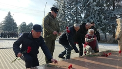 В станице Ессентукской почтили память освободителей и провели День призывника