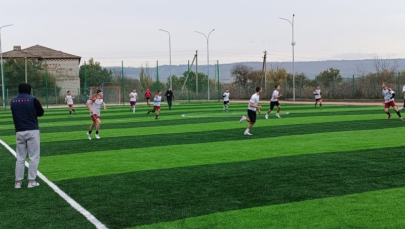 В Предгорье на обновлённом стадионе стартует новогодний футбольный матч