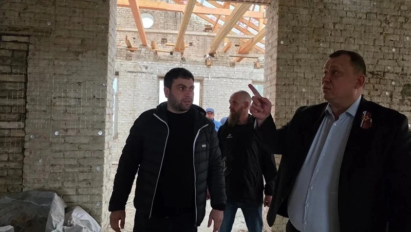 Ремонт школы № 20 проверили в станице Суворовской на Ставрополье 