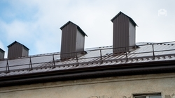 Почти 4,9 тыс. кв. м крыши пятиэтажки отремонтировали в станице Ессентукской