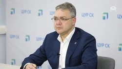 Губернатор дал поручение привести в порядок дорогу к школе в Винсадах