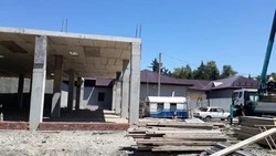 Каркас нового пищеблока в школе хутора Тамбукан почти готов