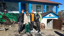 Иностранцы и блогеры побывали на казачьем подворье в станице Боргустанской