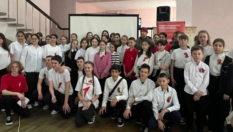 Участник СВО встретился с активистами «Движения Первых» в Предгорном округе