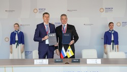 Губернатор Владимиров подписал соглашение о создании новых теплиц на Ставрополье