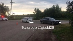 Два автомобиля столкнулись в Предгорье