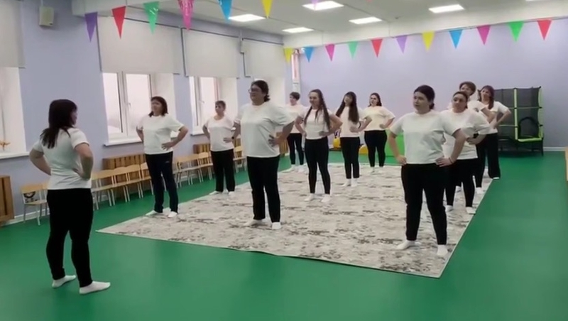 Педагоги Предгорного округа устроили флешмоб с утренней зарядкой для детей