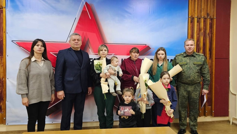 Ордена Мужества вручили семьям погибших бойцов СВО в Предгорье