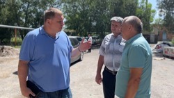 Глава Предгорья проинспектировал ход капремонта школы в станице Суворовской