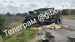 Три человека пострадали в ДТП с грузовиками в станице Ессентукской