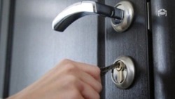 Жилищные сертификаты передали шести молодым семьям из Предгорного округа