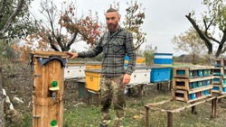 Мастерскую по изготовлению ульев открыл житель Предгорья благодаря соцконтракту