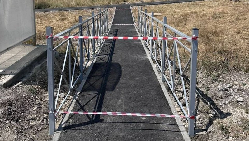 Благоустройство тротуара завершают в Предгорном округе 