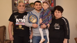 «Это победа моей семьи» — пятигорский боксёр о поединке за титул чемпиона Европы