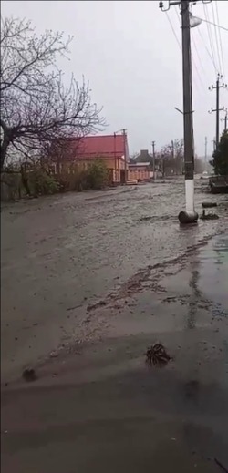 Дороги размыло после ливня в Предгорном округе 23 апреля